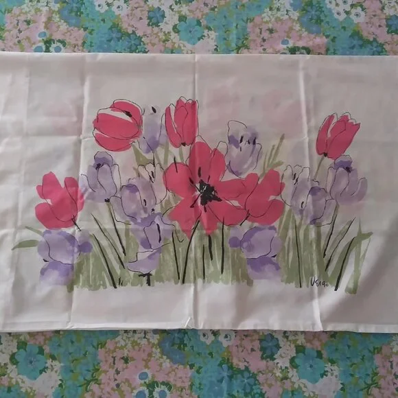Vintage Vera Neumann Pillowcases, Set of 2 - Picture 1 of 2
